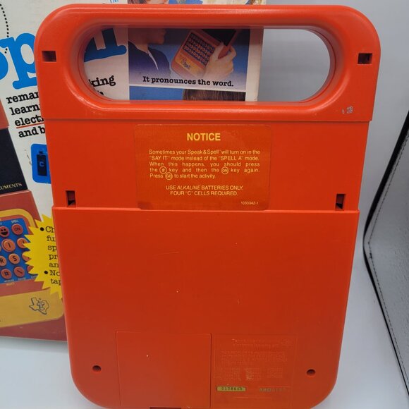 1978 Speak & Spell w/Raised Buttons Keys & Activity Book Orig Box - Picture 5 of 8